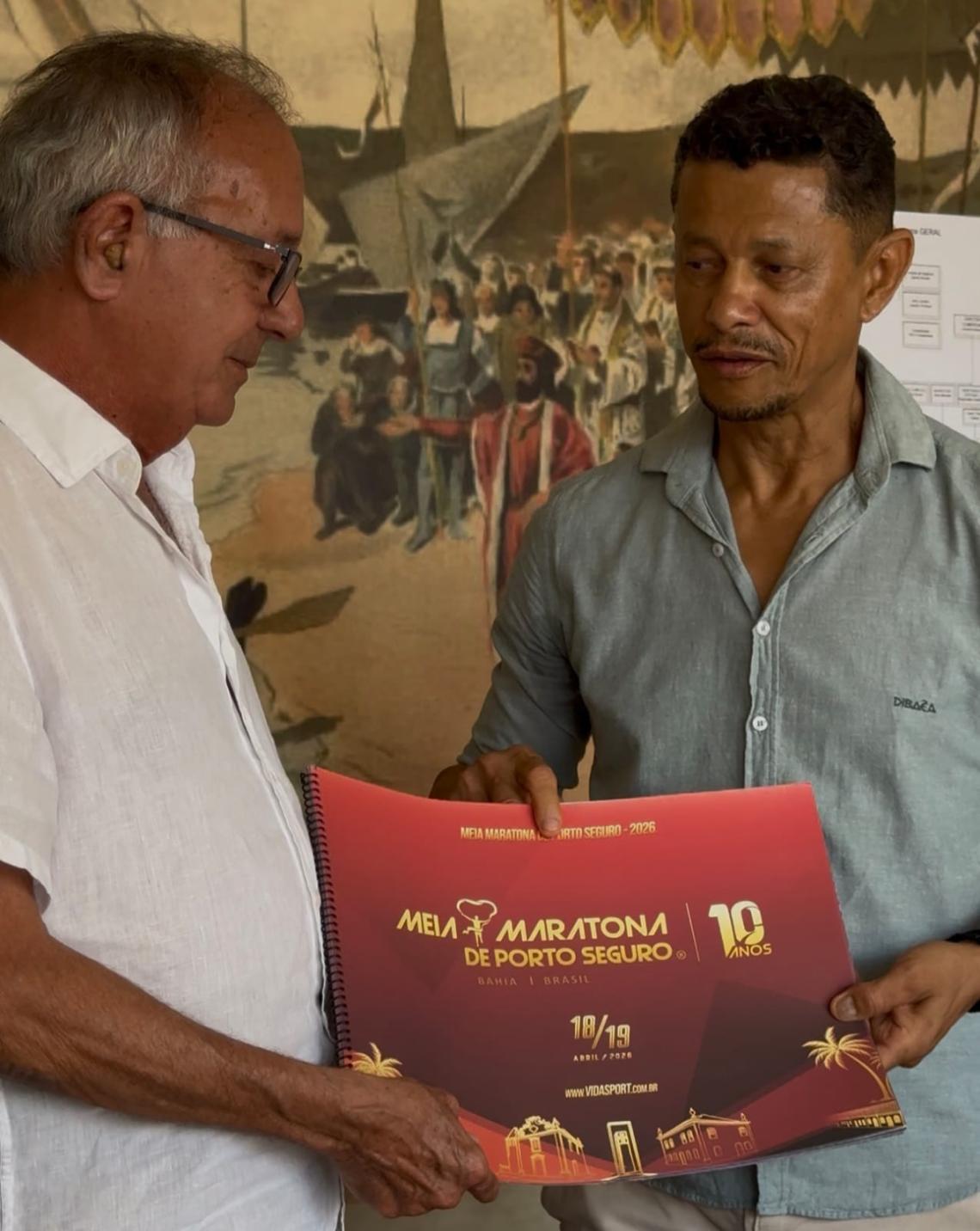 Cambuí Supermercados inova no patrocínio para os 10 anos da Meia de Porto Seguro. Cambuí Supermercados inova no patrocínio para os 10 anos da Meia de Porto Seguro.